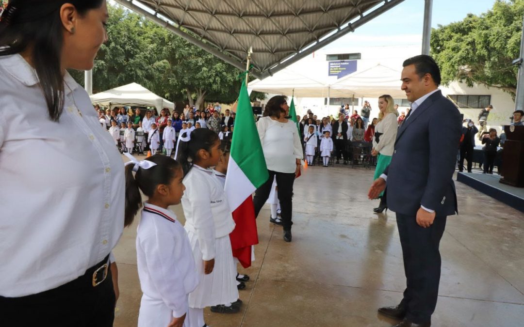Entregan Luis Nava y Arahí Domínguez la rehabilitación del Preescolar del DIF Municipal en Cerrito Colorado