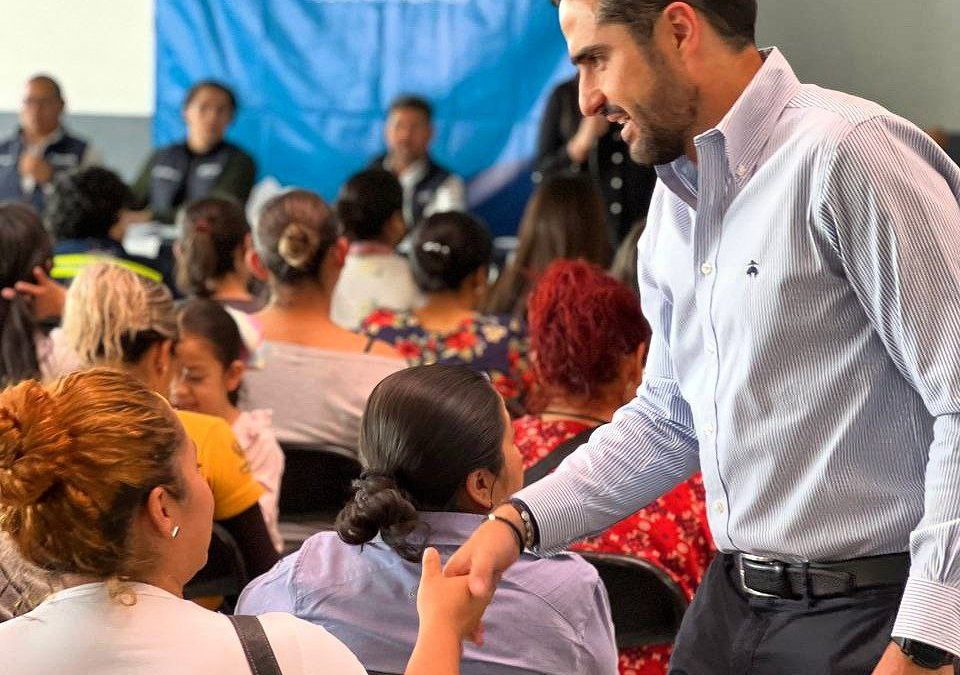 Entrega SEDESOQ apoyos para el cuidado infantil en la capital
