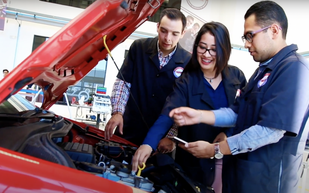 UPQ impulsa la electromovilidad desde sus planes de estudio
