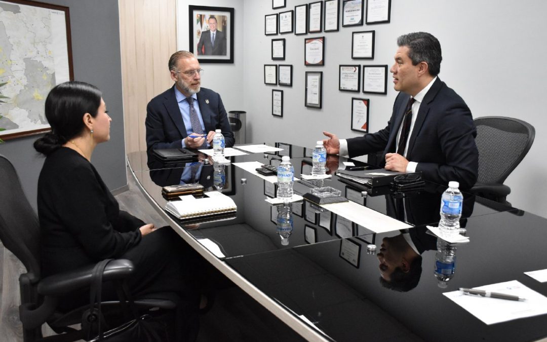 SEDESU fortalece relaciones con embajada estadounidense