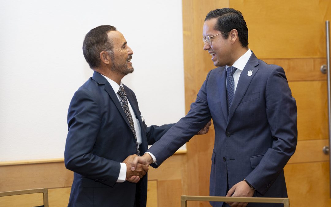 Se reúne Josué Guerrero con integrantes del Colegio de Abogados Litigantes de Querétaro