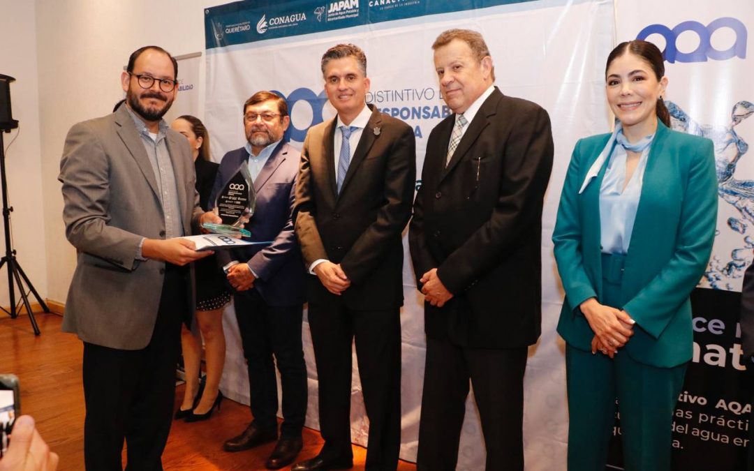 Entrega CEA Distintivo de Responsabilidad Hídrica a industrias queretanas
