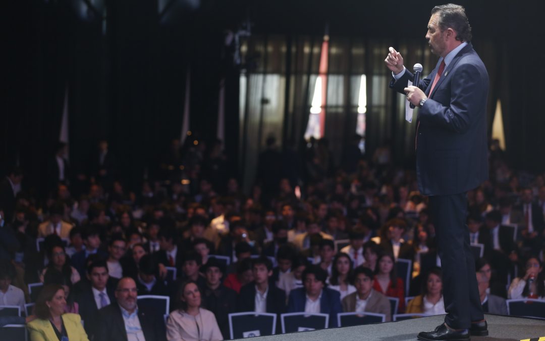 Es momento de que las y los jóvenes tomen las riendas del país: Mauricio Kuri