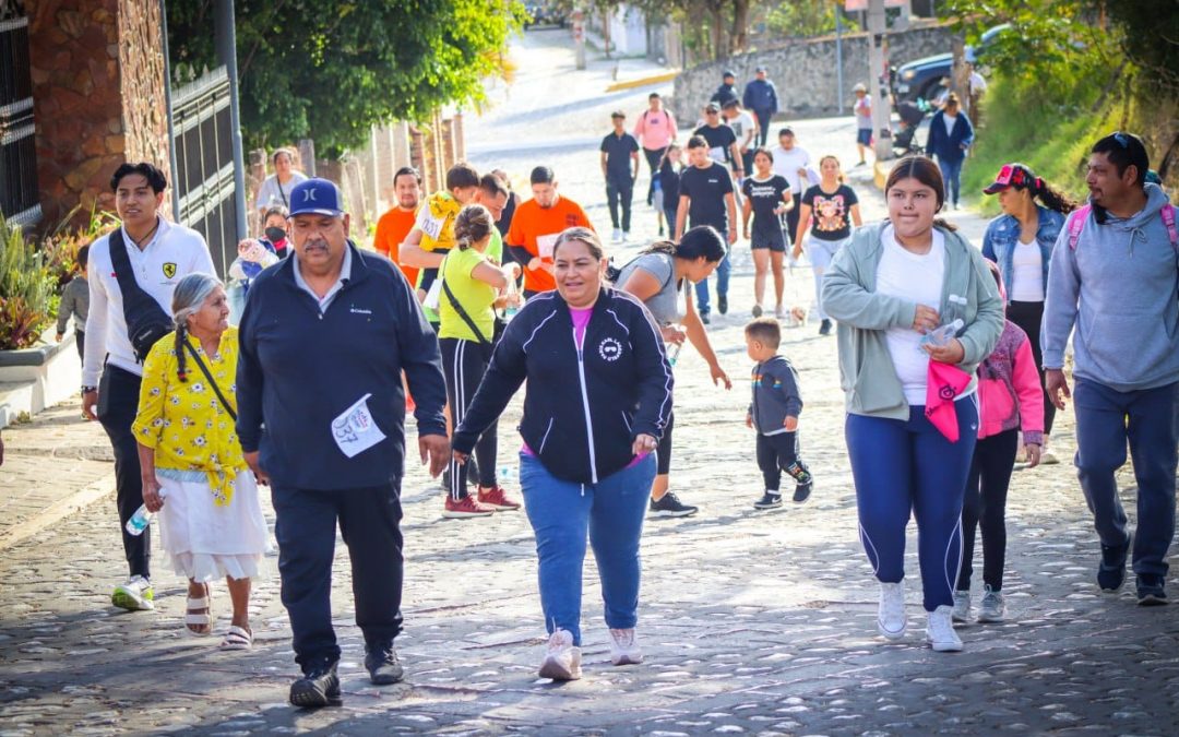 Gran Caminata por el Día de la Familia.