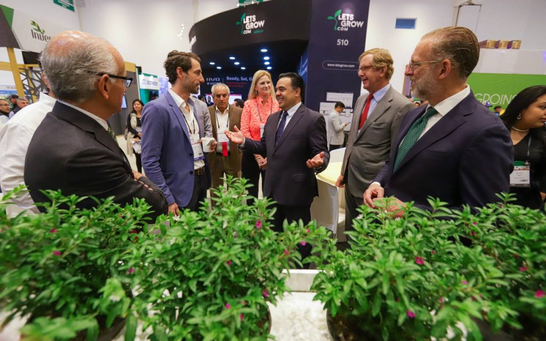 Asiste Luis Nava a inauguración de la Expo Green Tech