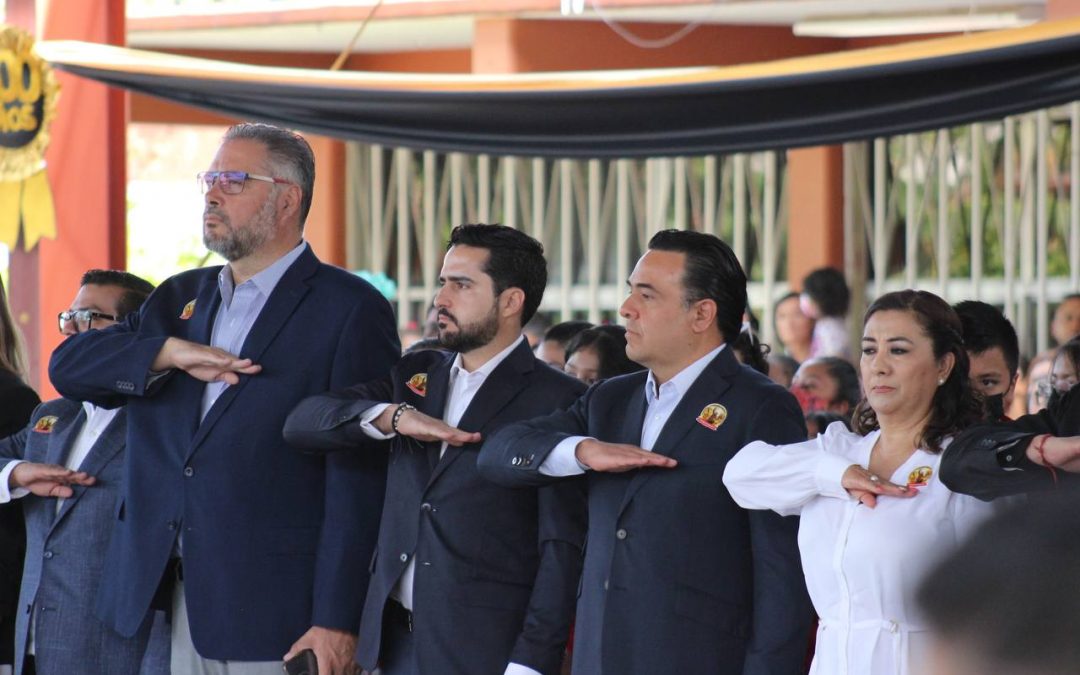 Anuncia titular de SEDESOQ acciones en beneficio de la primaria Miguel Hidalgo