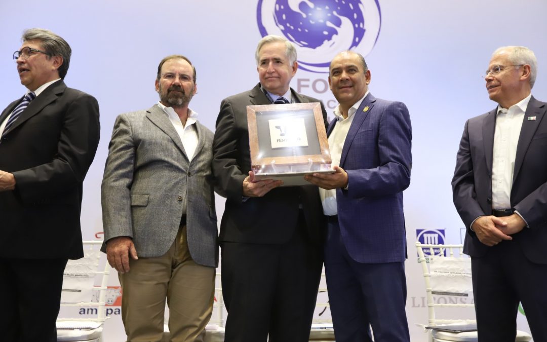 Inauguran octava edición del Foro Internacional de Lechería