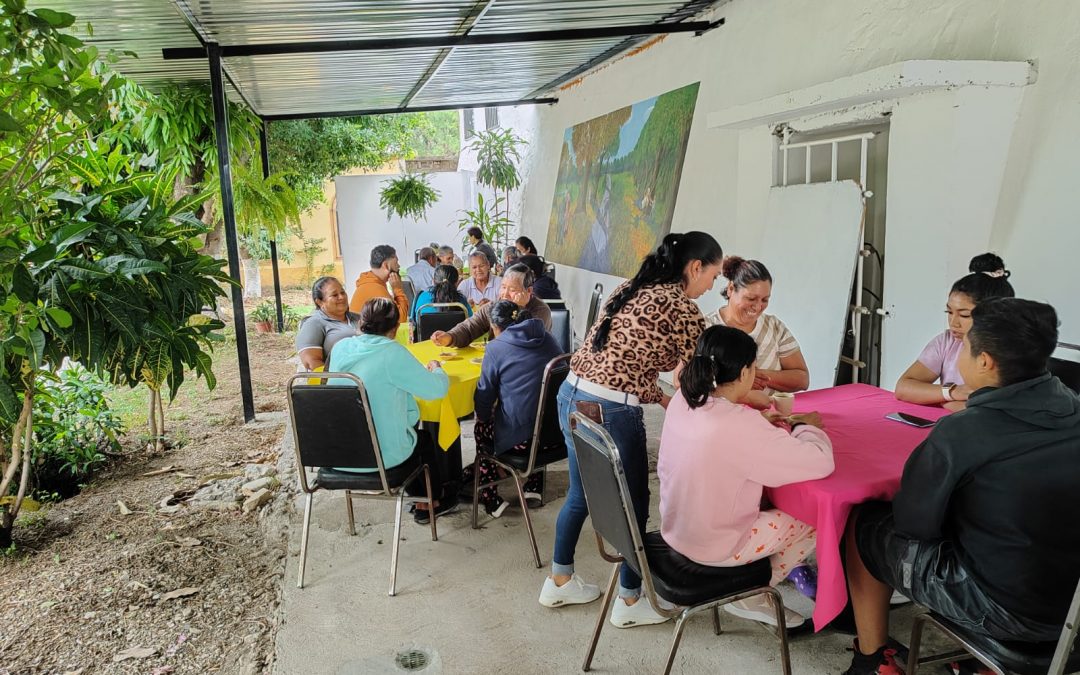 Exitoso arranque del comedor comunitario del adulto mayor Jalpan