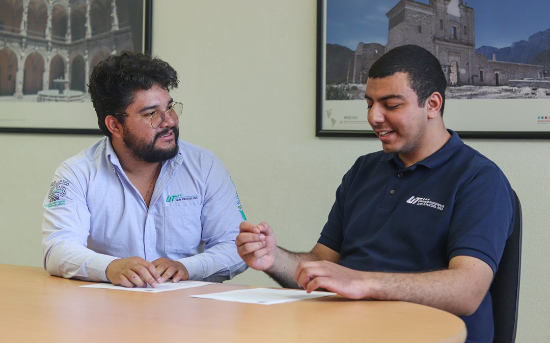Estudiante canadiense apoya proyecto de energía en la UTSJR