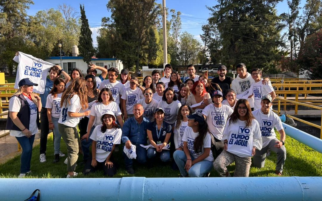 Universitarios conocen proceso de tratamiento de aguas de la CEA