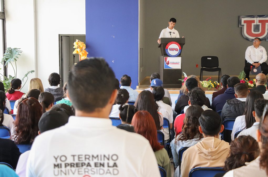 Promueve UPQ vocación especializada en Bachillerato Avanzado