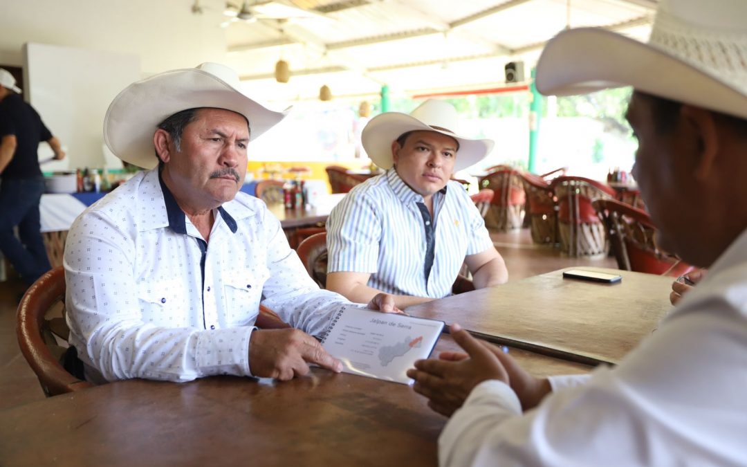 Se reúne titular de SEDEA con Presidentes Municipales de la Sierra