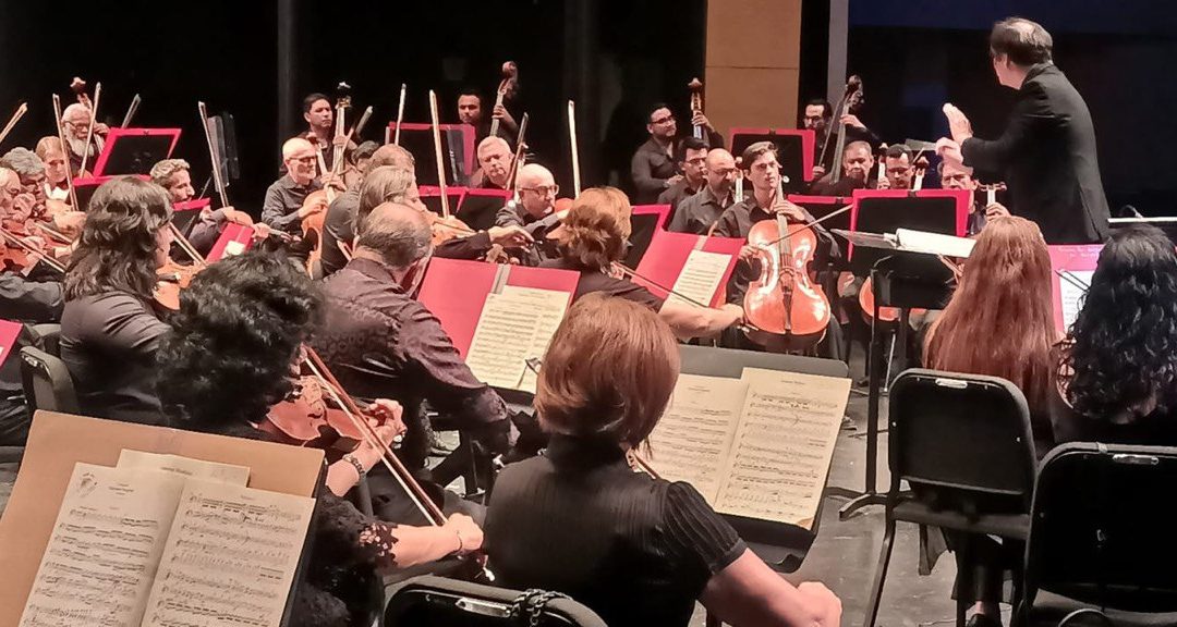 Aspirantes a la titularidad de la OFEQ inician conciertos en el Teatro Metropolitano