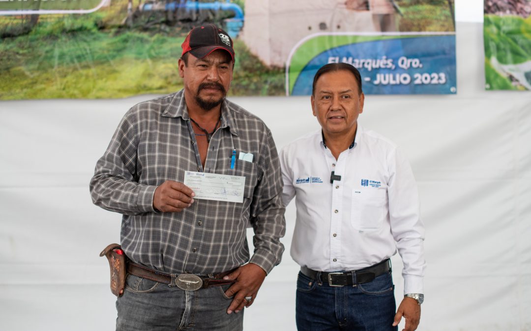 Municipio de El Marqués entrega subsidios para agricultores de 12 localidades