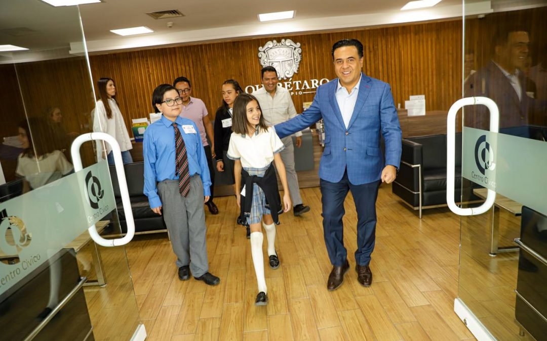 Convive Luis Nava con Niñas, Niños y Adolescentes en el Gobierno 2023