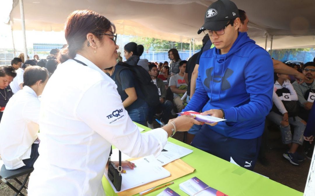 Municipio de Querétaro continúa la entrega de incentivos Tu Beca