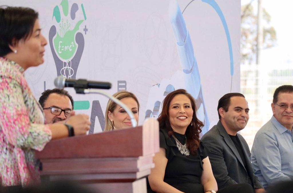 Clausura titular de SEDEQ tercera edición del Club STEM