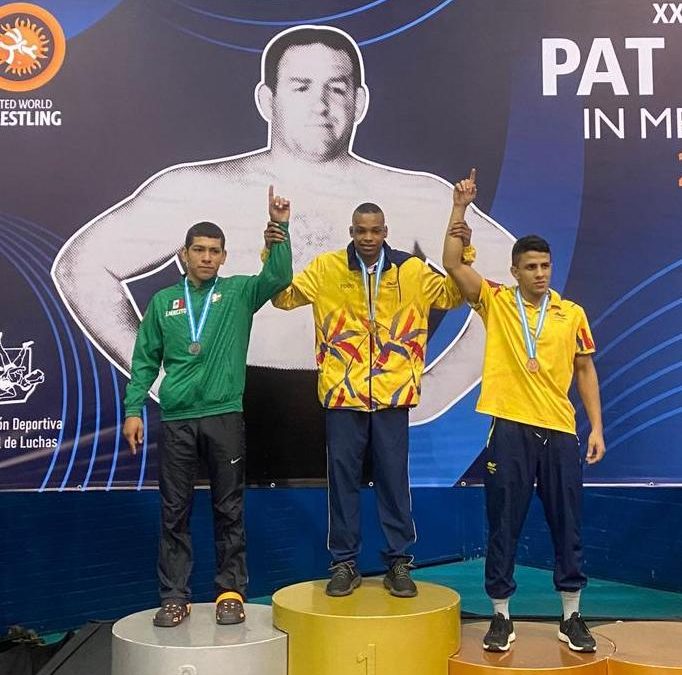Destacan queretanos en Copa Internacional de Lucha Olímpica