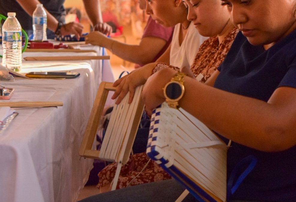 Acerca IQM talleres en beneficio de las mujeres de la zona serrana