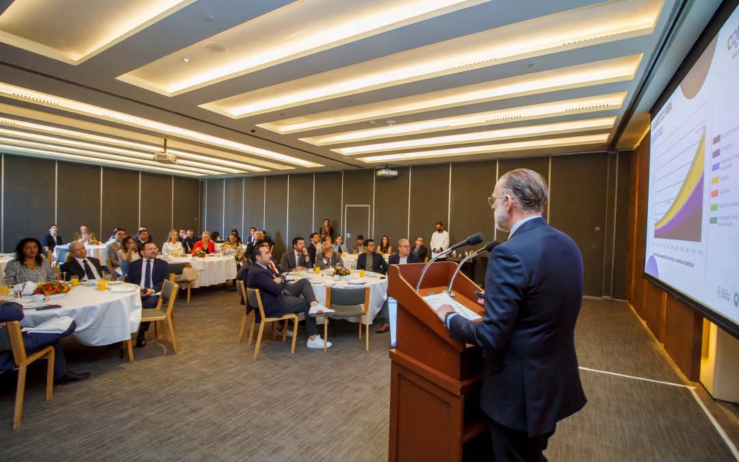 SEDESU presenta agenda ambiental ante el Club de Industriales de CDMX