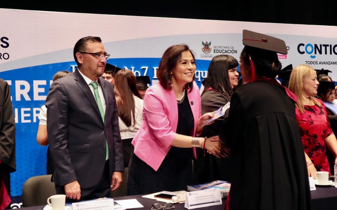 Llama titular de SEDEQ a continuar sus estudios universitarios a egresados de COBAQ