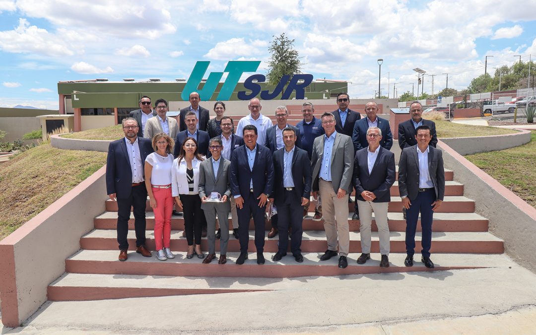 Acuerdan UTSJR y Bosh Rexrothen colaboración para formación dual