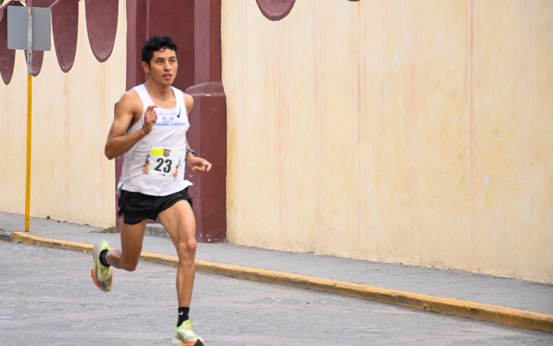 Exitoso arranque de la 2da carrera carrizal de los Sánchez en Jalpan de Serra