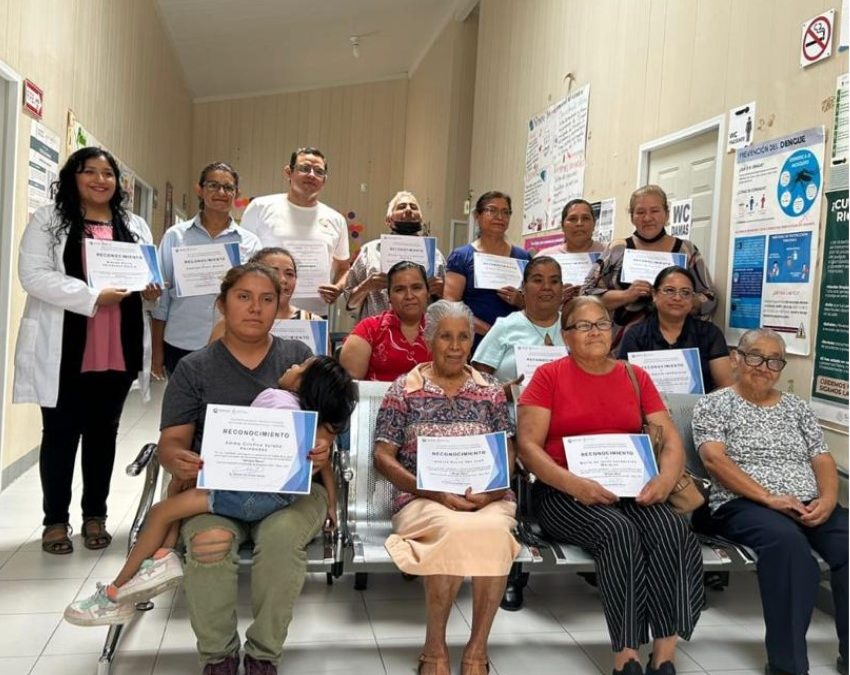 Grupo de Ayuda Mutua del Centro de Salud Arroyo Seco recibe constancia de Reacreditación