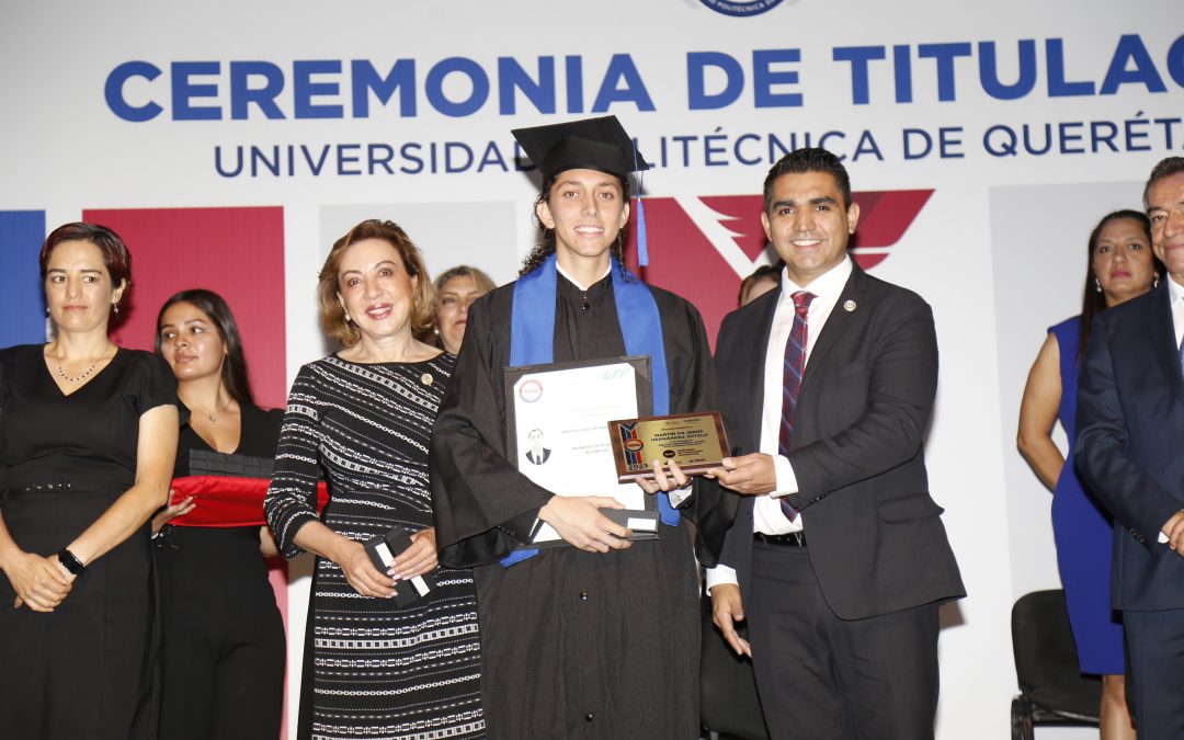 Encabeza Lupita Murguía titulación de 250 nuevos profesionistas de la UPQ