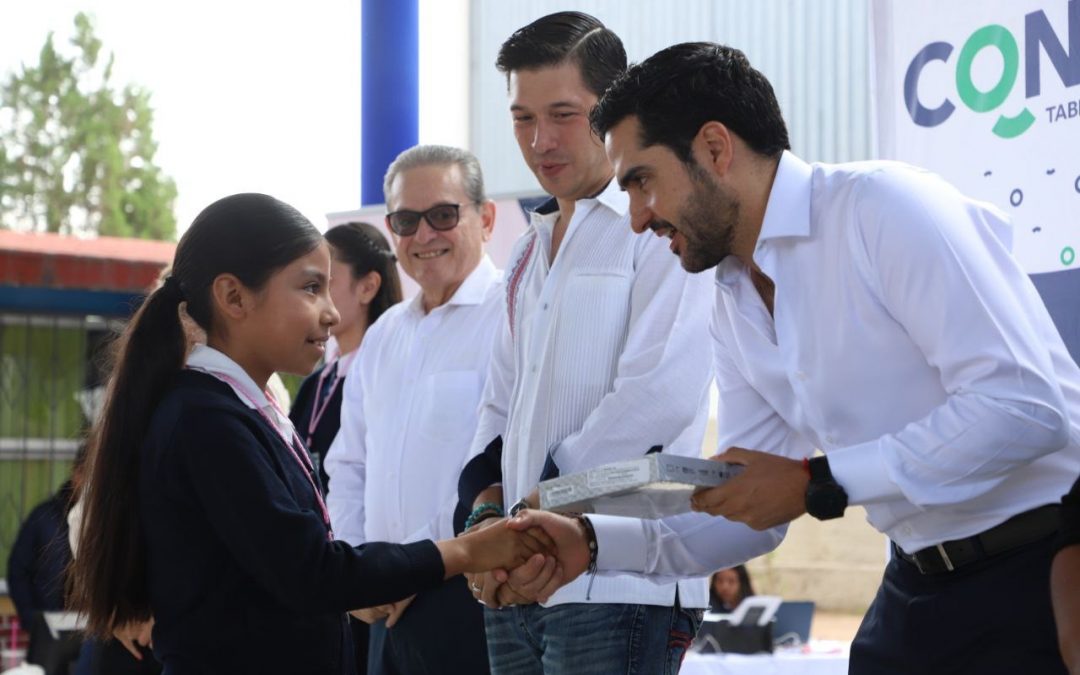 En Querétaro se le apuesta a la educación: Agustín Dorantes