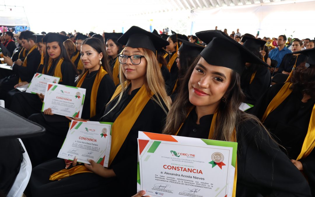 Más de 600 graduados en CECyTEQ Cerrito Colorado y Tinaja de la Estancia