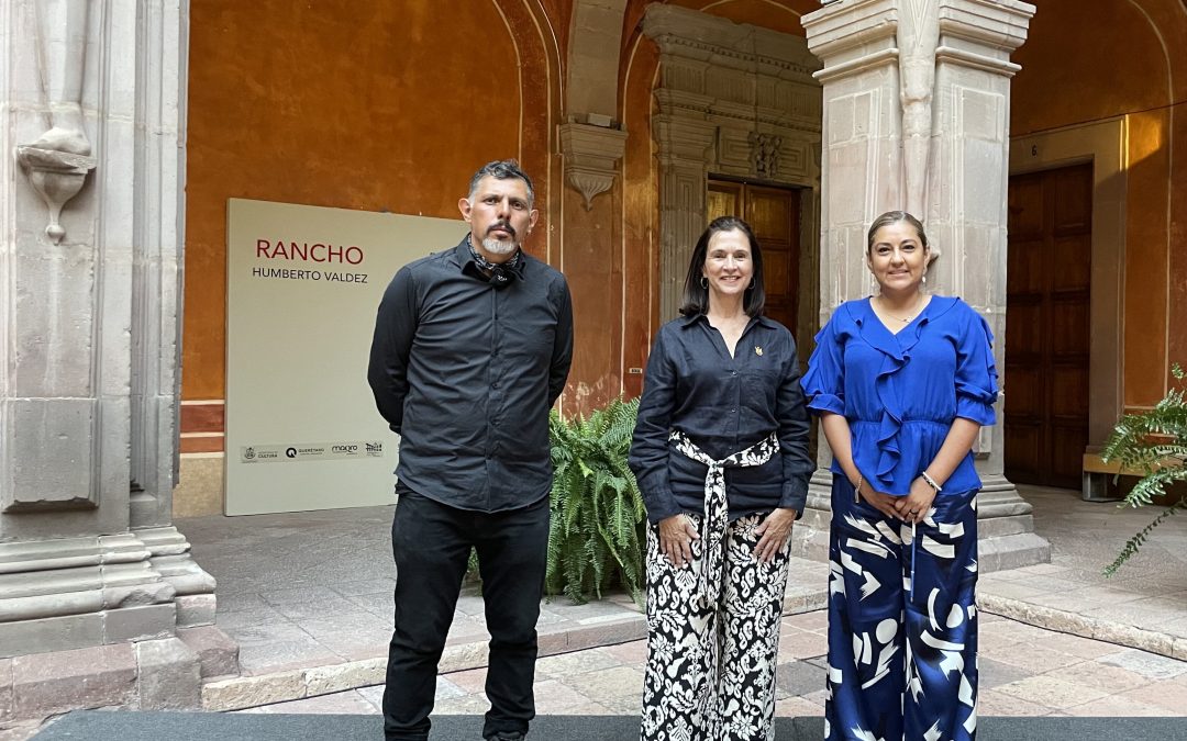 Inaugura Marcela Herbert exposición del artista Humberto Valdez