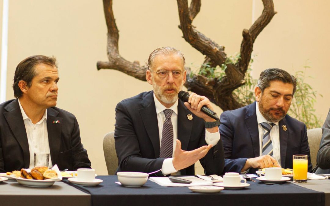 Fortalece SEDESU vínculos con empresas suizas