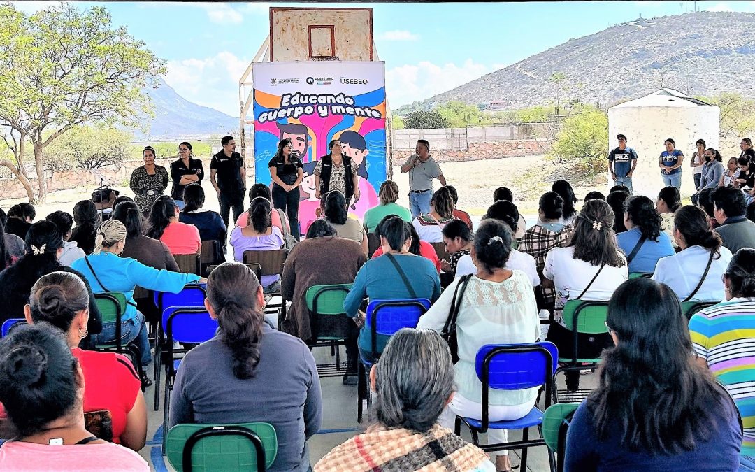 Capacita USEBEQ a padres de familia en talleres de educación socioemocional