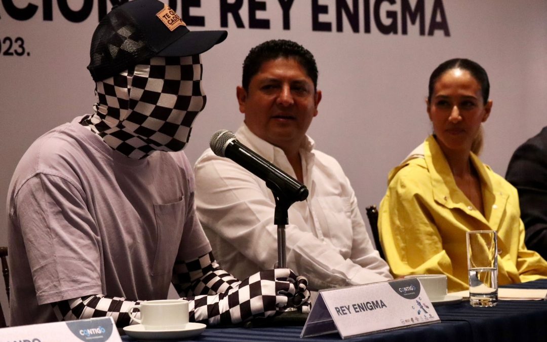 Rey Enigma, referente mundial del ajedrez, visita Querétaro