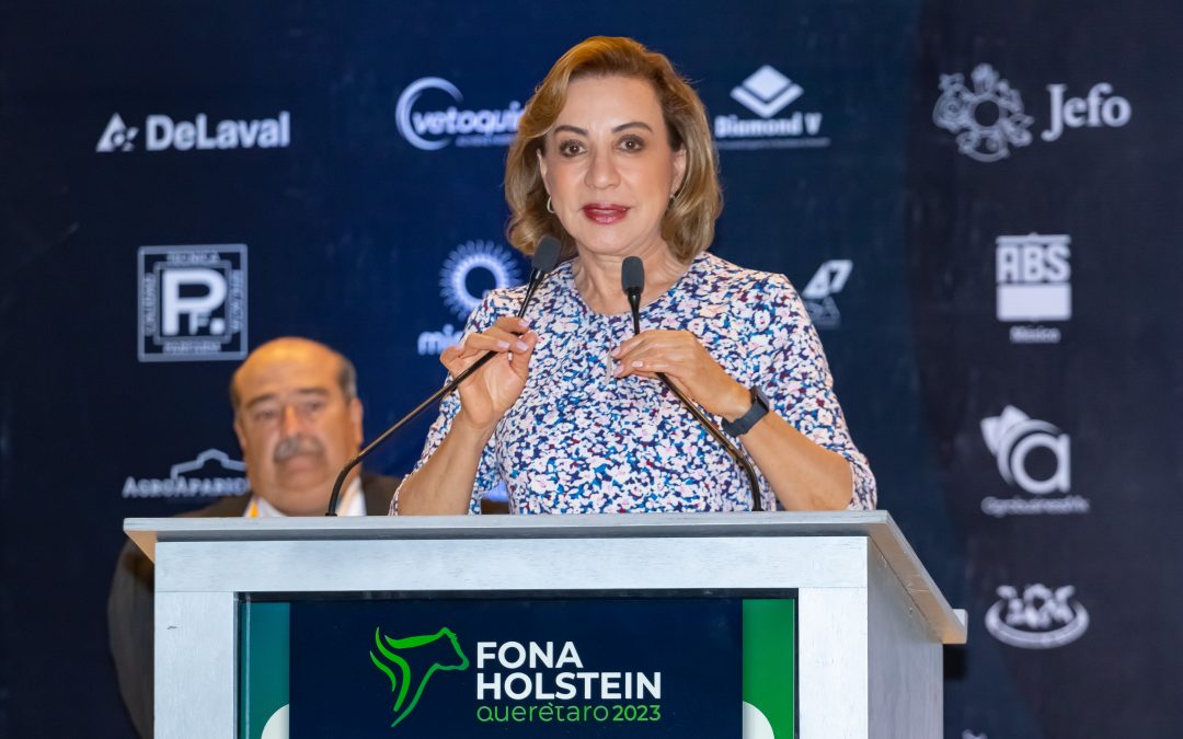 Inaugura Lupita Murguía el 12° Foro Nacional Holstein 2023