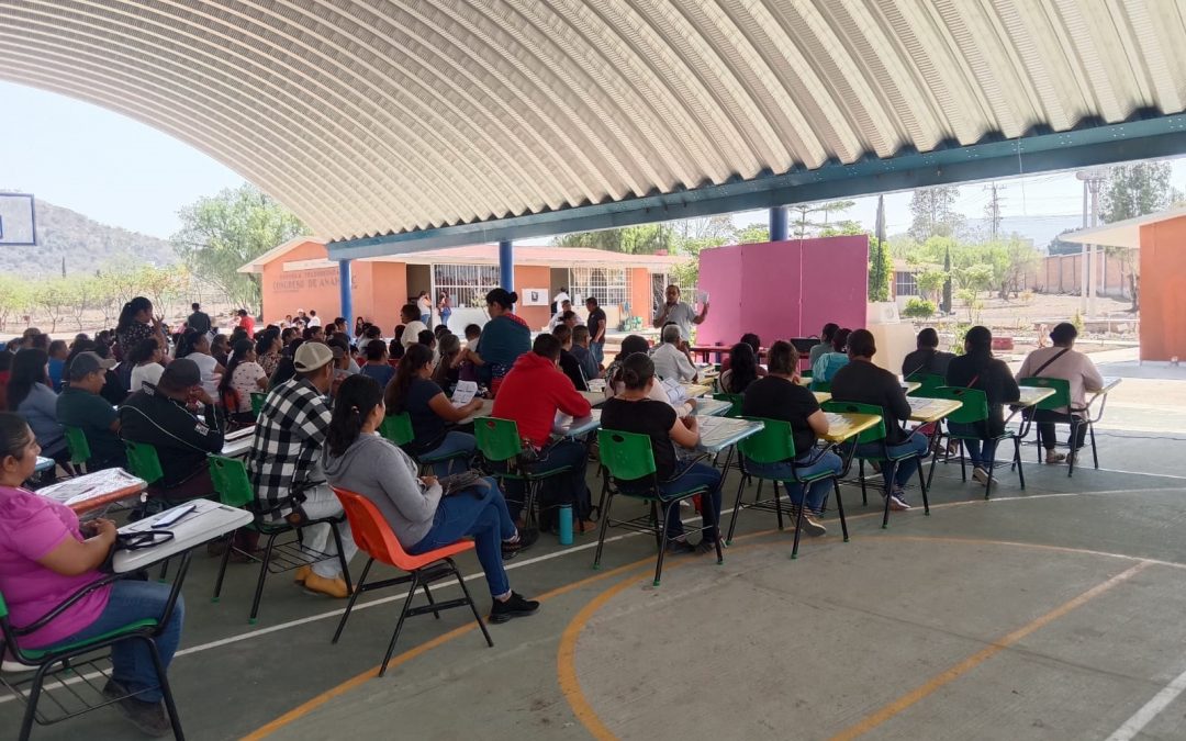 Capacita SESA a Mamás y Papás para prevención de adicciones en sus hijas e hijos en Colón