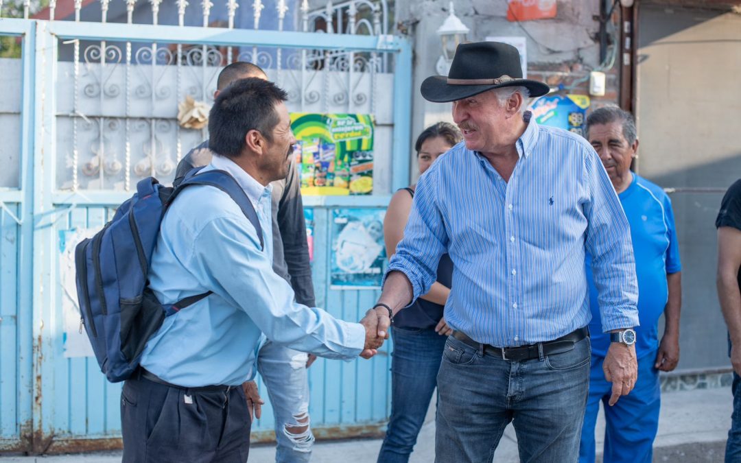 Enrique Vega entrega obras de urbanización en las comunidades de Palo Alto y El Rosario