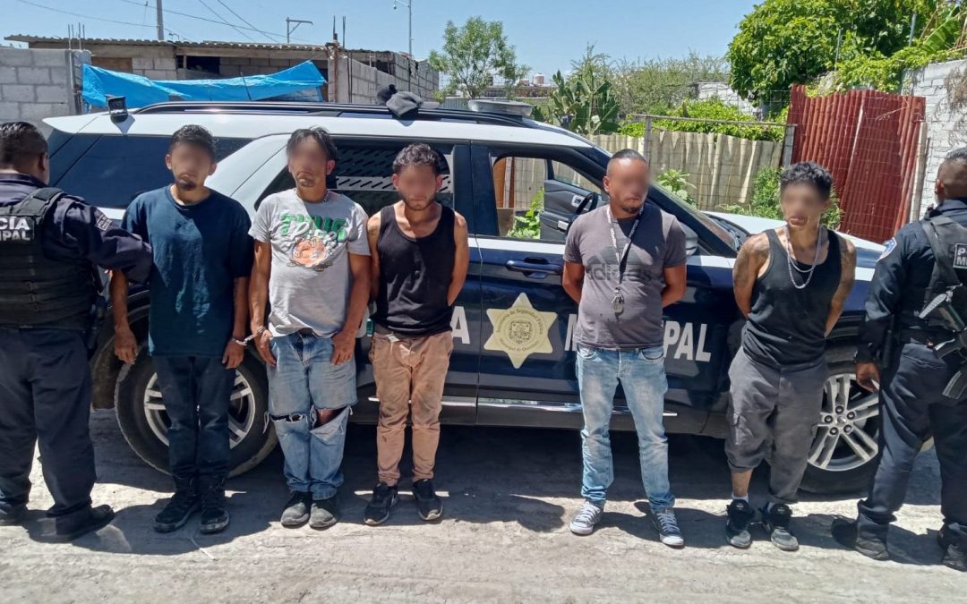 Trabajo coordinado permite detener a 5 personas y asegurar 4 vehículos