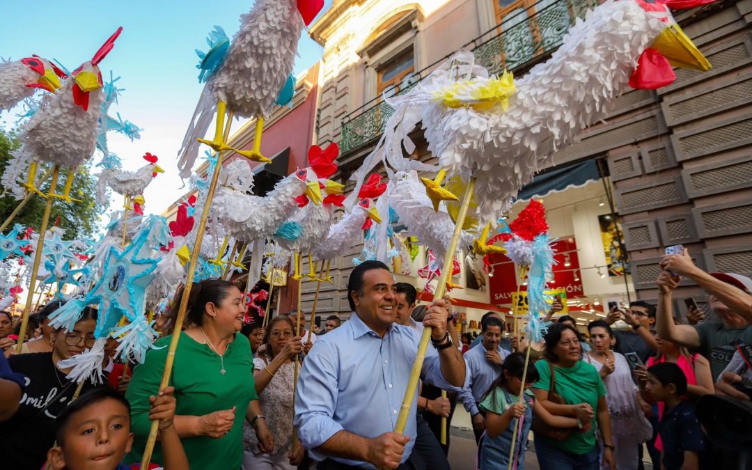 Con la Fiesta del Gallo, inicia el Festival 492 Aniversario Santiago de Querétaro EC(H)O