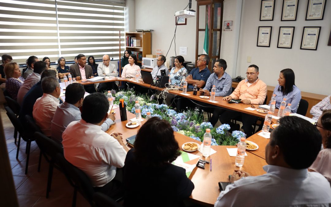 Llama titular de CECyTEQ a fortalecer el organismo