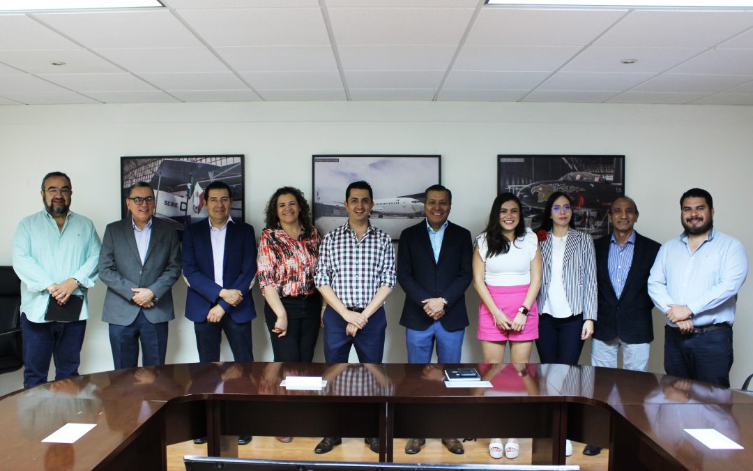 UNAQ e ICATEQ unen esfuerzos para impulsar la capacitación y desarrollo profesional