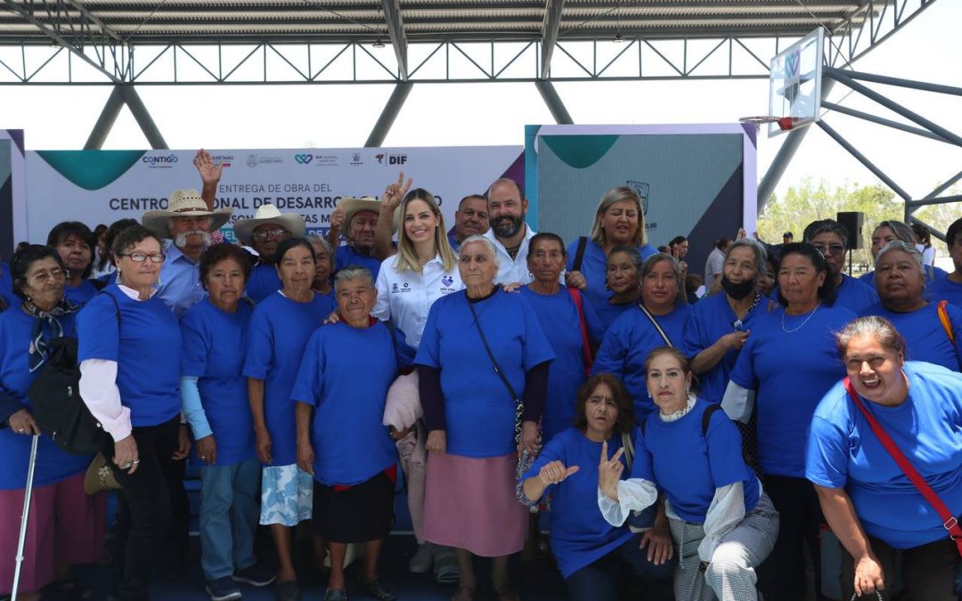 Entregan autoridades el Centro para Adultos Mayores Consuelo Martínez de Gómez en SJR