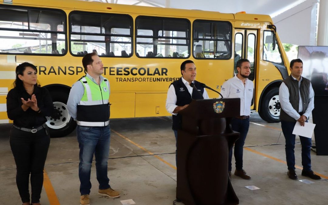 Trabajamos para que niñas, niños y jóvenes tengan las mejores condiciones en sus escuelas: Luis Nava