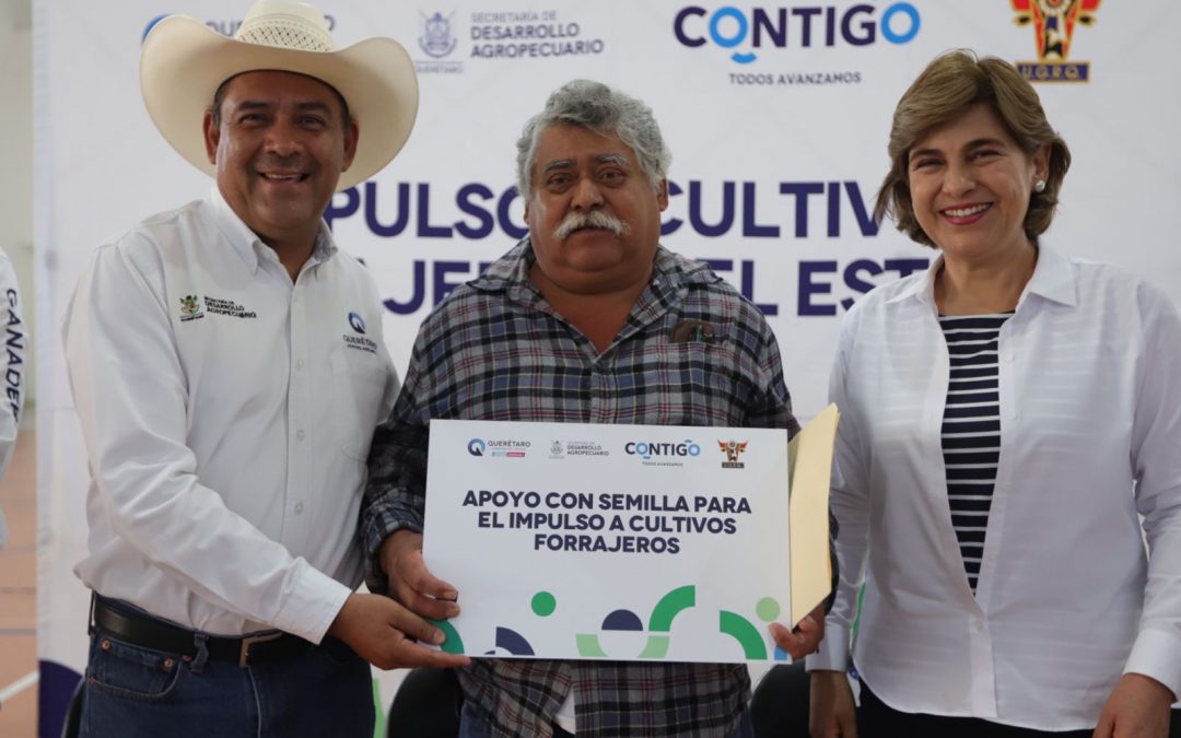 Arranca entrega de semilla del Programa de Impulso a Cultivos Forrajeros en Tequisquiapan y Ezequiel Montes