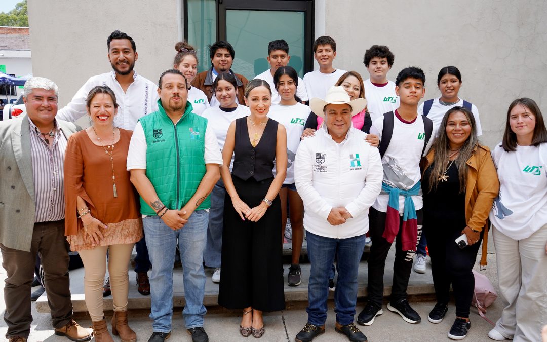 Alistan apoyos académicos para estudiantes de la UTC