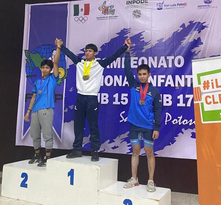 Equipo queretano de halterofilia logra 39 medallas en torneo nacional