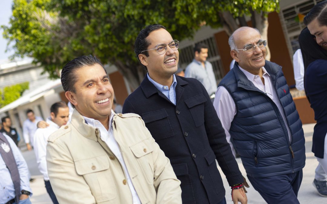 Entrega Josué Guerrero obras de infraestructura en la primaria Leona Vicario