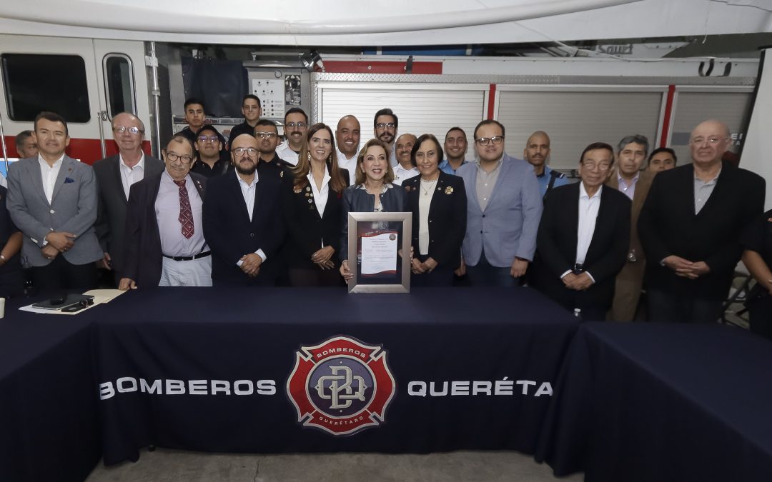 Refrenda Lupita Murguía respaldo y compromiso con Bomberos Querétaro