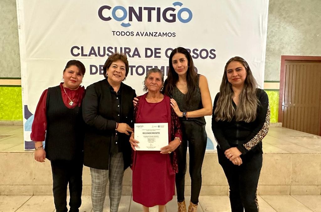 Capacitan para el autoempleo a mujeres de Pedro Escobedo